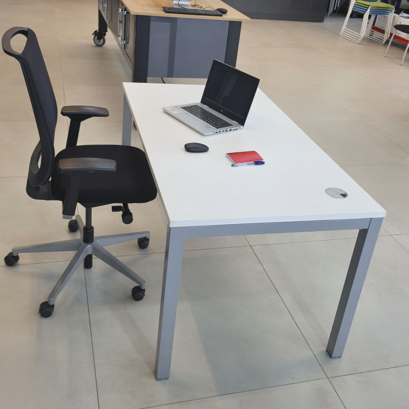 Bureau individuel Buronomic - Astro 140×80 fixe (Grade B) – Image 4