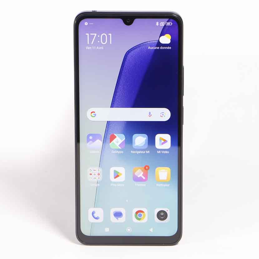 Vente de Téléphone portable d'occasion à Abidjan : Redmi 14C · Android 14 · Capacité : 4Gb/128Gb · connecteur USB-C · 2 nano SIM + microSD *Garantie 6 mois