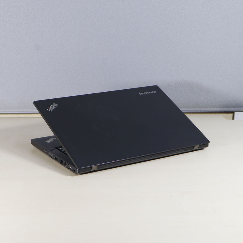 PC Lenovo Thinkpad T440s Core i5 (4ᵉ Gen.) - RAM 4Go DDR4 SSD 128Go écran 14" HD – Image 6