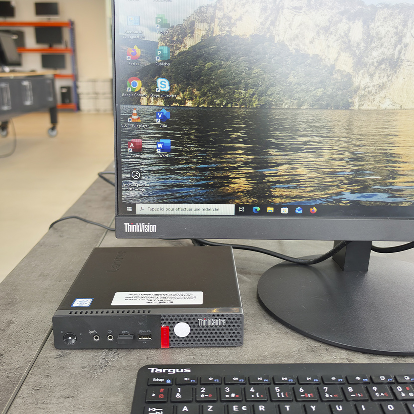 Complet Micro UC Lenovo ThinkCentre M710Q Core i5 (6ᵉ Gén.) - Ram 8Go DDR4 SSD 256Go + HDD 500Go avec Écran Lenovo 24" FHD – Image 2