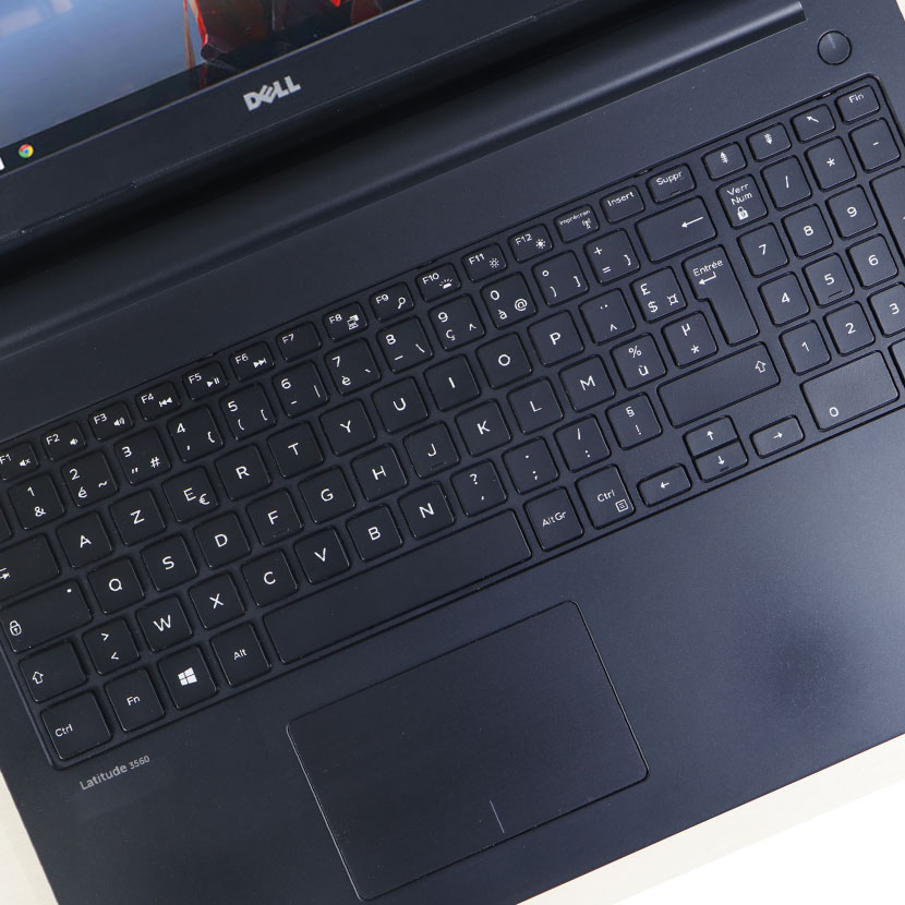 PC Dell Latitude 3560 Core i3 (5ᵉ Gen.) - RAM 8Go DDR4 SSD 256Go Écran 15,6" LED-HD (Grade B) – Image 3