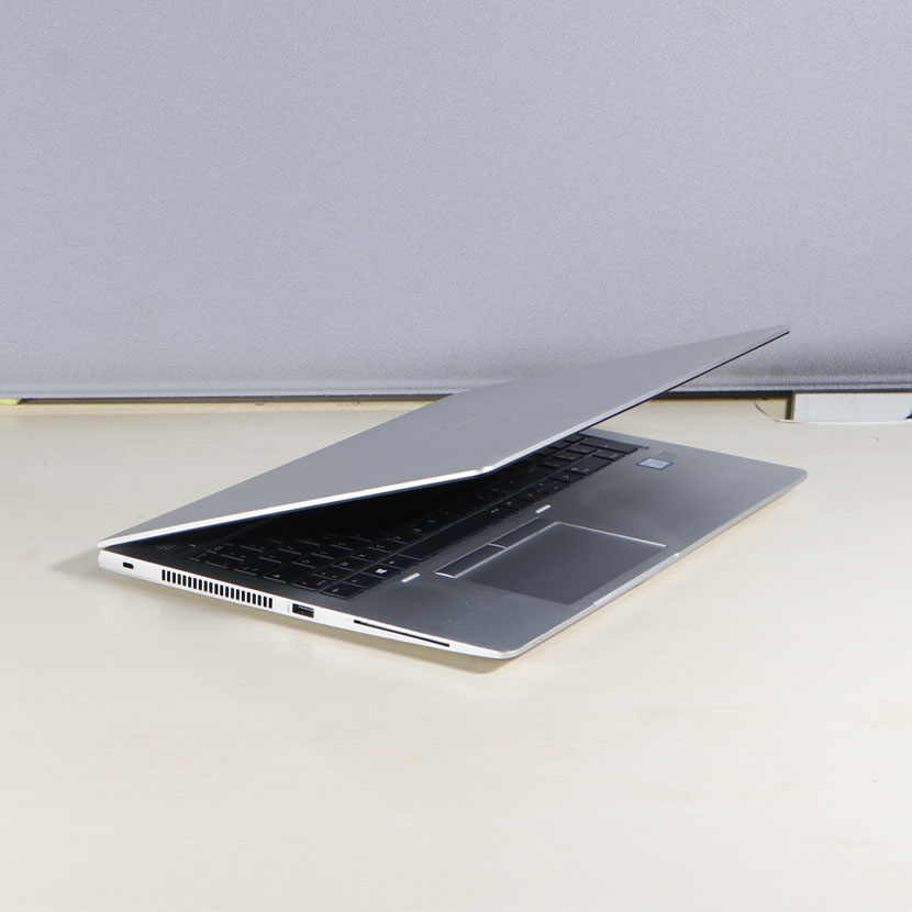 PC HP Élitebook 850 G6 Core i7 (8ᵉ Gén.) - RAM 16Go DDR4 SSD M2 512Go Écran Tactile 15,6" Full HD (Grade B) – Image 4