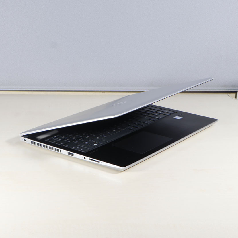 PC HP ProBook 470 G5 Core i3 (7th Gén.) - RAM 8Go DDR3 SSD M2 256Go GPU 2Go Écran 17.3" Full HD (Grade B) – Image 4