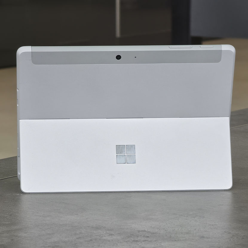 Tablette avec Clavier Microsoft Surface Go Pentium Gold - RAM 8Go DDR3 SSD 128Go Écran PixelSense 10" Tactile (Grade B) - 4G LTE – Image 3