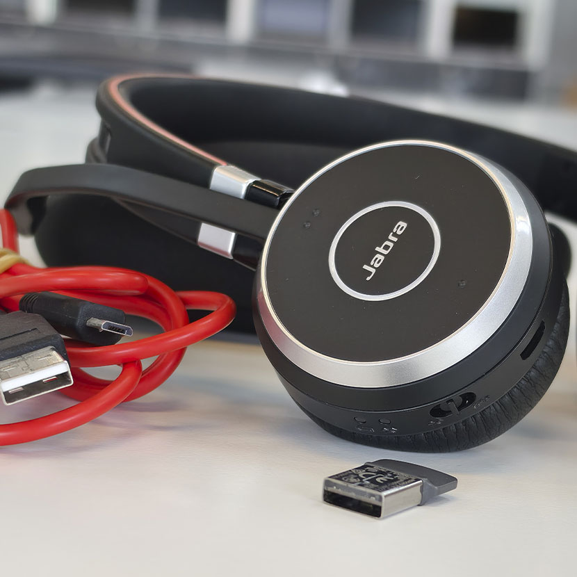 Micro-Casque Sans Fil Bluetooth Arceau - Jabra Evolve 65 SE Stéréo + Dongle USB avec son sac – Image 5
