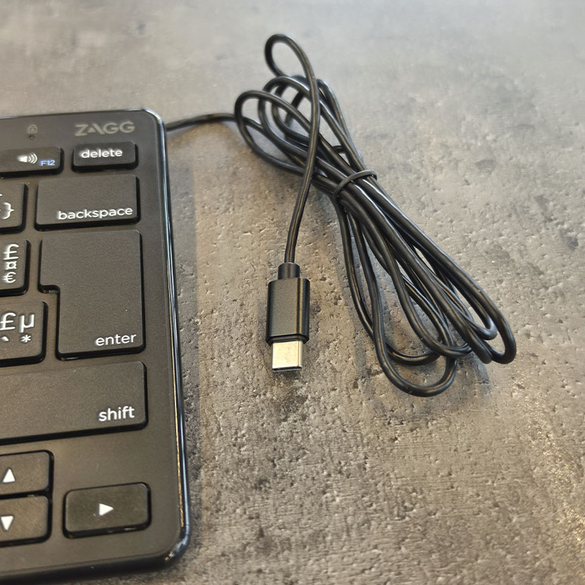 Mini clavier filaire - ZAGG Français (AZERTY) – Image 3