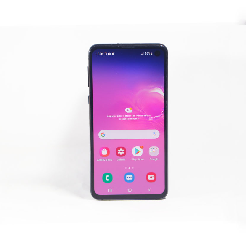 Téléphone portable Samsung galaxy S10e d'occasion RAM : 6 Go Stockage : 128 Go Appareil photo principal : 16 Mpx et frontal : 12 Mpx Compatibilité double SIM : Oui ( Nano SIM) Compatible a la 4G