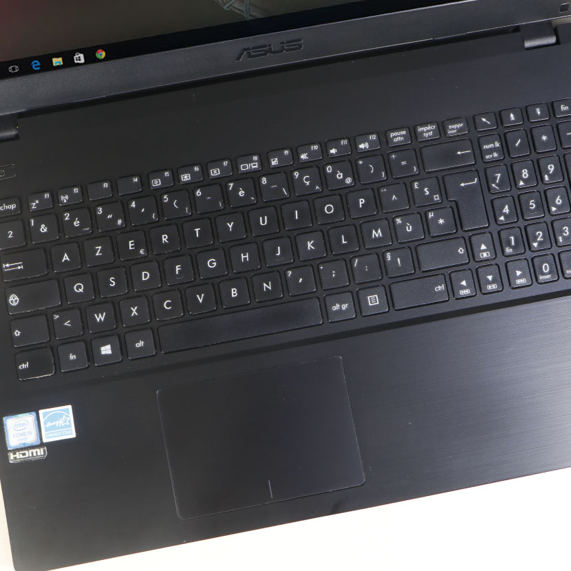 PC ASUS Notebook P2538 Pro Core i5 (6ᵉ Gen) - RAM : 16Go DDR4 SSD 512Go Écran 15,6" FHD avec pavé numérique – Image 3